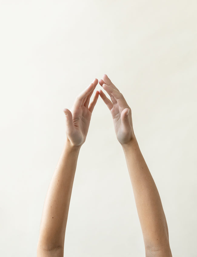 Schönheit von innen: Nährstoffe für Haut, Haare & Nägel Schönheit von innen: Nährstoffe für Haut, Haare & Nägel