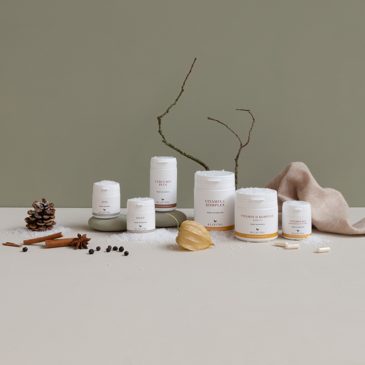 Hochwertige Vitamine & kraftvolle Kräuter Hochwertige Vitamine & kraftvolle Kräuter