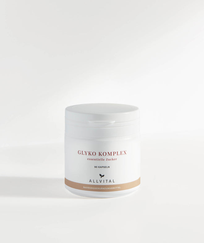 Allvital Glyko Komplex enthält alle essentiellen Einfachzucker aus natürlichen Quellen wie Aloe Vera, Manna, Tragant- und Angelikawurzel.  Allvital Glyko Komplex enthält alle essentiellen Einfachzucker aus natürlichen Quellen wie Aloe Vera, Manna, Tragant- und Angelikawurzel.