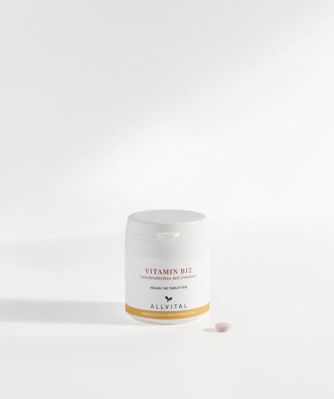 Allvital Vitamin B12. Hochdosiertes Vitamin B12 mit Folsäure und Biotin als Lutschtablette. Für ein gesundes Nervensystems und einer gesunden Psyche. Allvital Vitamin B12. Hochdosiertes Vitamin B12 mit Folsäure und Biotin als Lutschtablette. Für ein gesundes Nervensystems und einer gesunden Psyche.