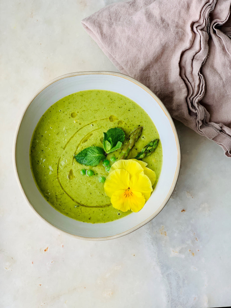 Green spring soup