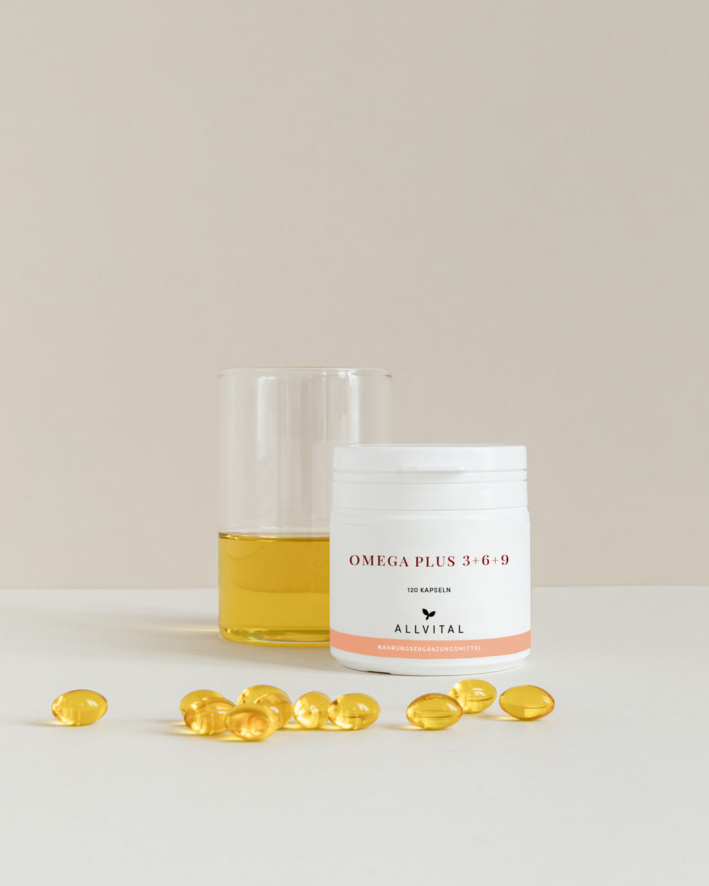 Omega 3+6+9 von Allvital ist eine Kombination von Omega-3-, Omega-6- und Omega-9-Fettsäuren aus rein pflanzlichen Quellen .